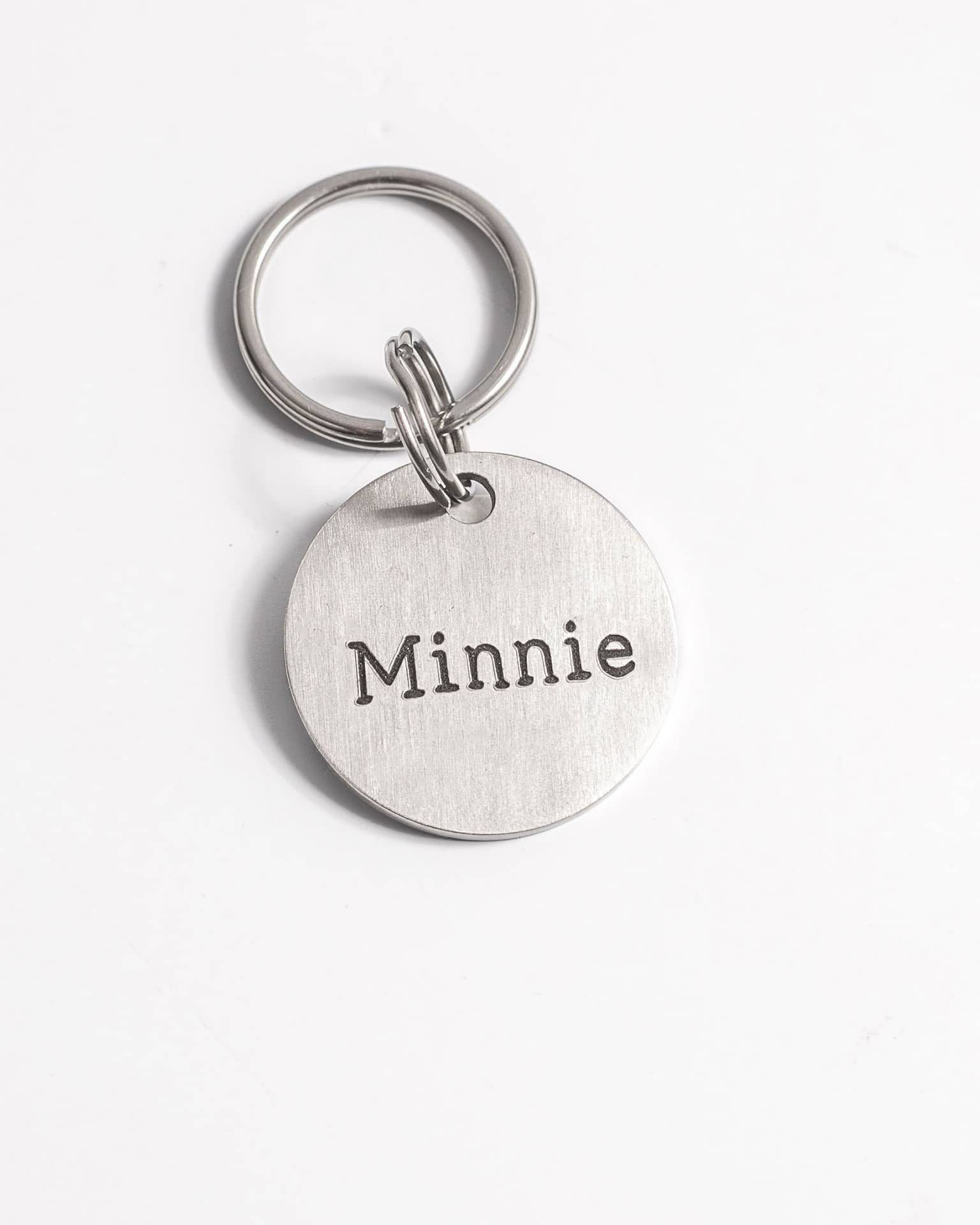 Simple Pet ID Tag | Plaquita para perro o gato personalizada - Imagen 2