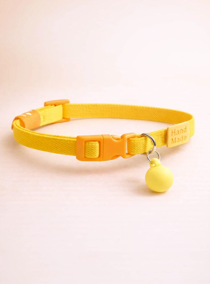 Collar para gato ajustable amarillo y naranja