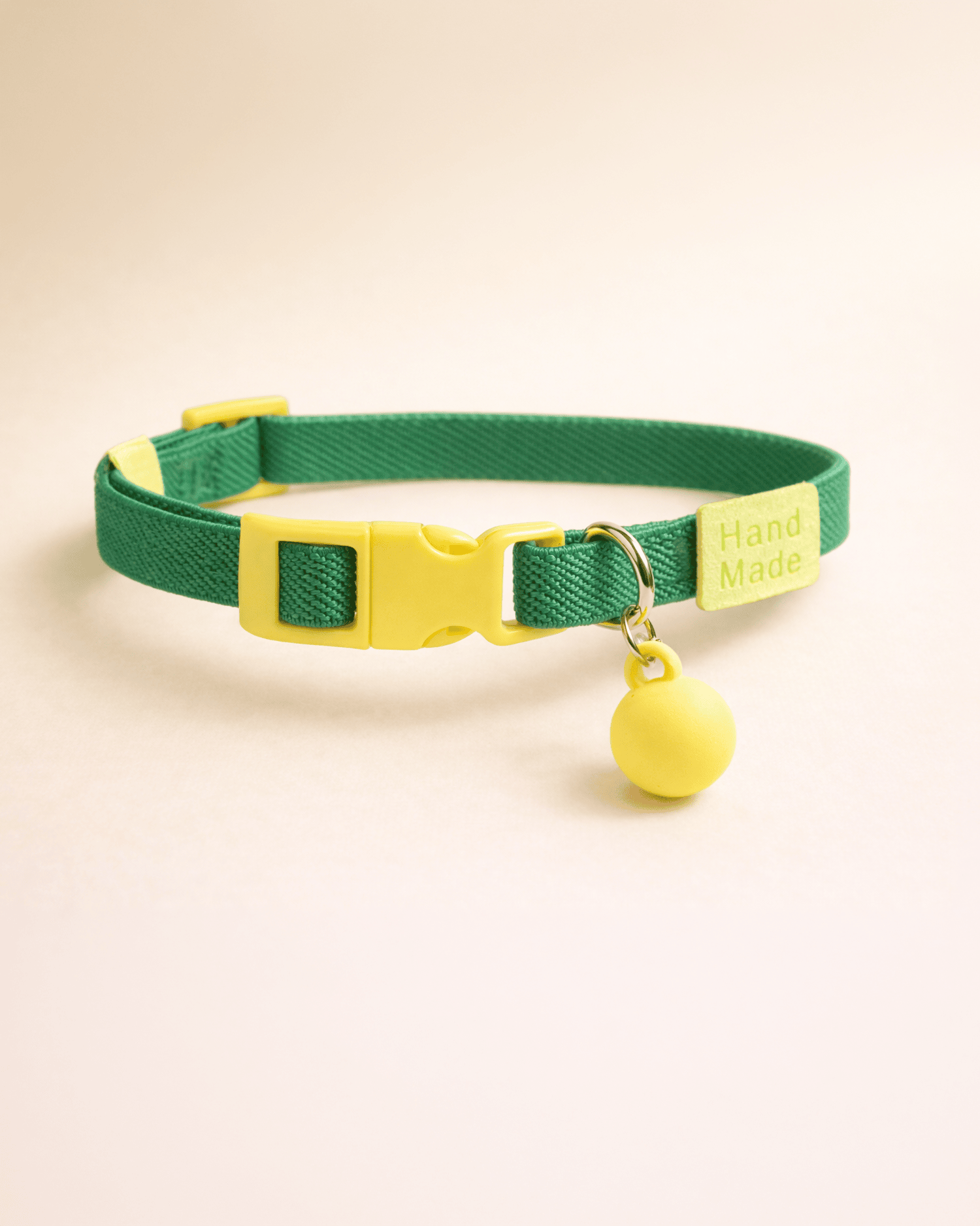 Collar para gato ajustable verde y amarillo